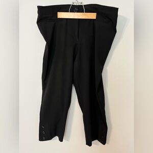 Roz & Ali black dress pants with buttons along ankle staple piece size 16